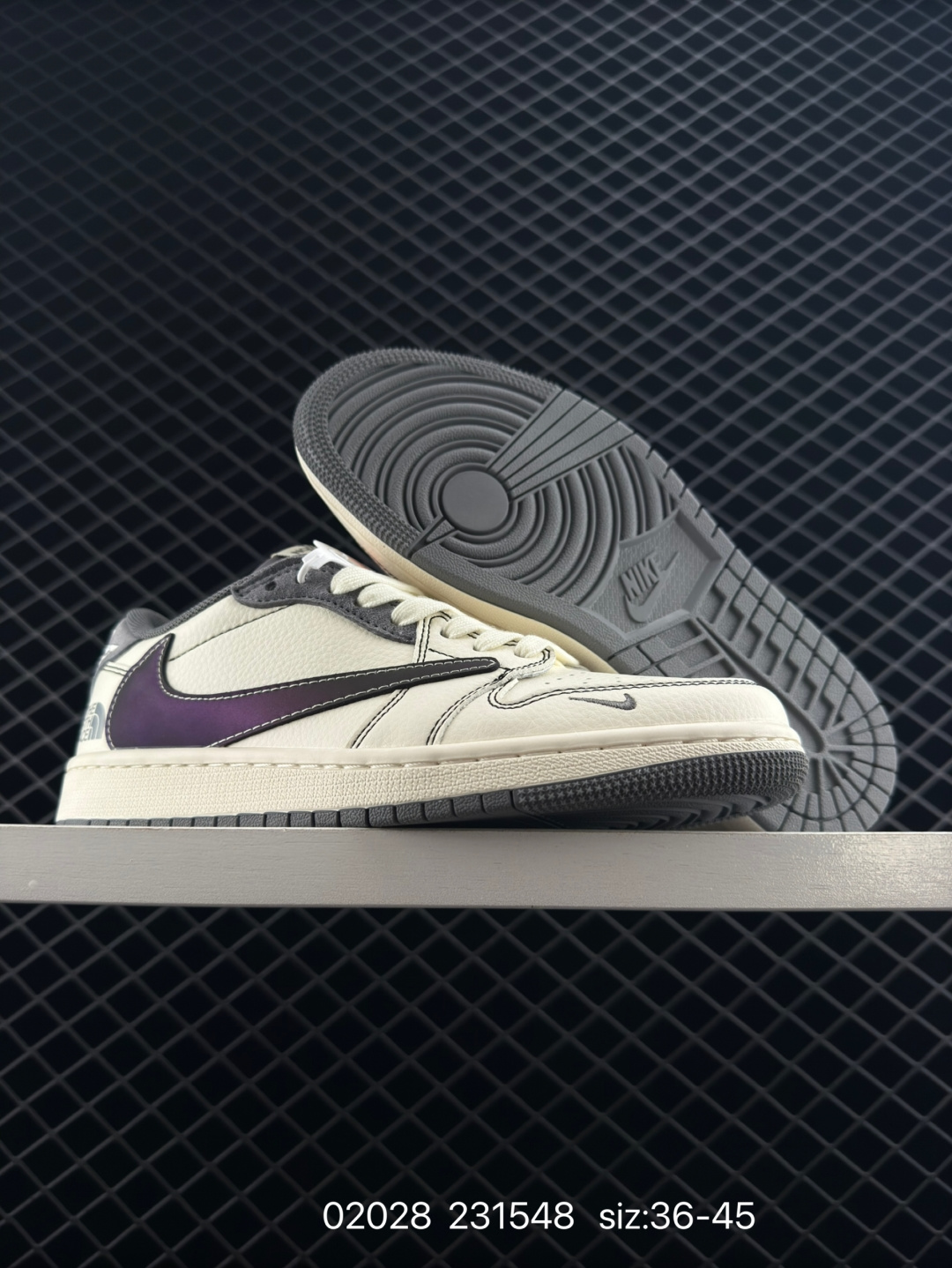 Travis Scott x Air Jordan 1 ” Reverse Mocha “